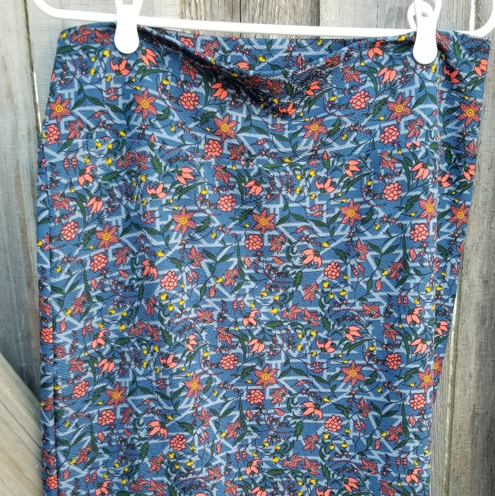 Cassie pencil skirt